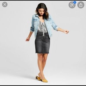 Universal Thread plus size black denim skirt